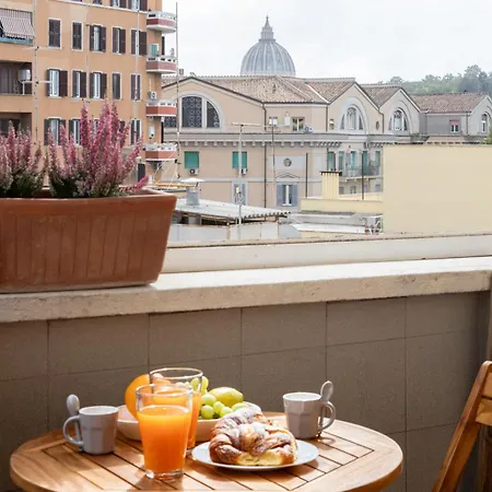Apartman Giglio Dome View - St Peter View, 300mt To Metro A, Vatican City, A-c Róma